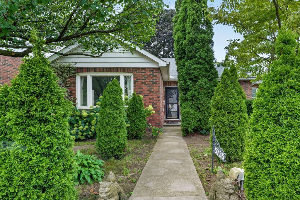 5735 Hanan Ave, Niagara Falls